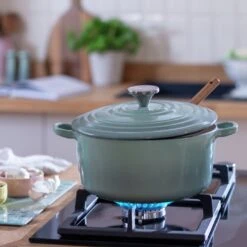 Habitat 3.3 Litre Cast Iron Casserole Dish - Green -Habitat Furni Sales 1258394 R Z002C