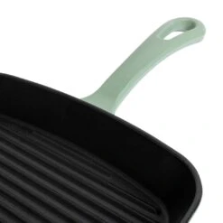Habitat 23cm Cast Iron Griddle Pan - Sage Green -Habitat Furni Sales 1258404 R Z003A