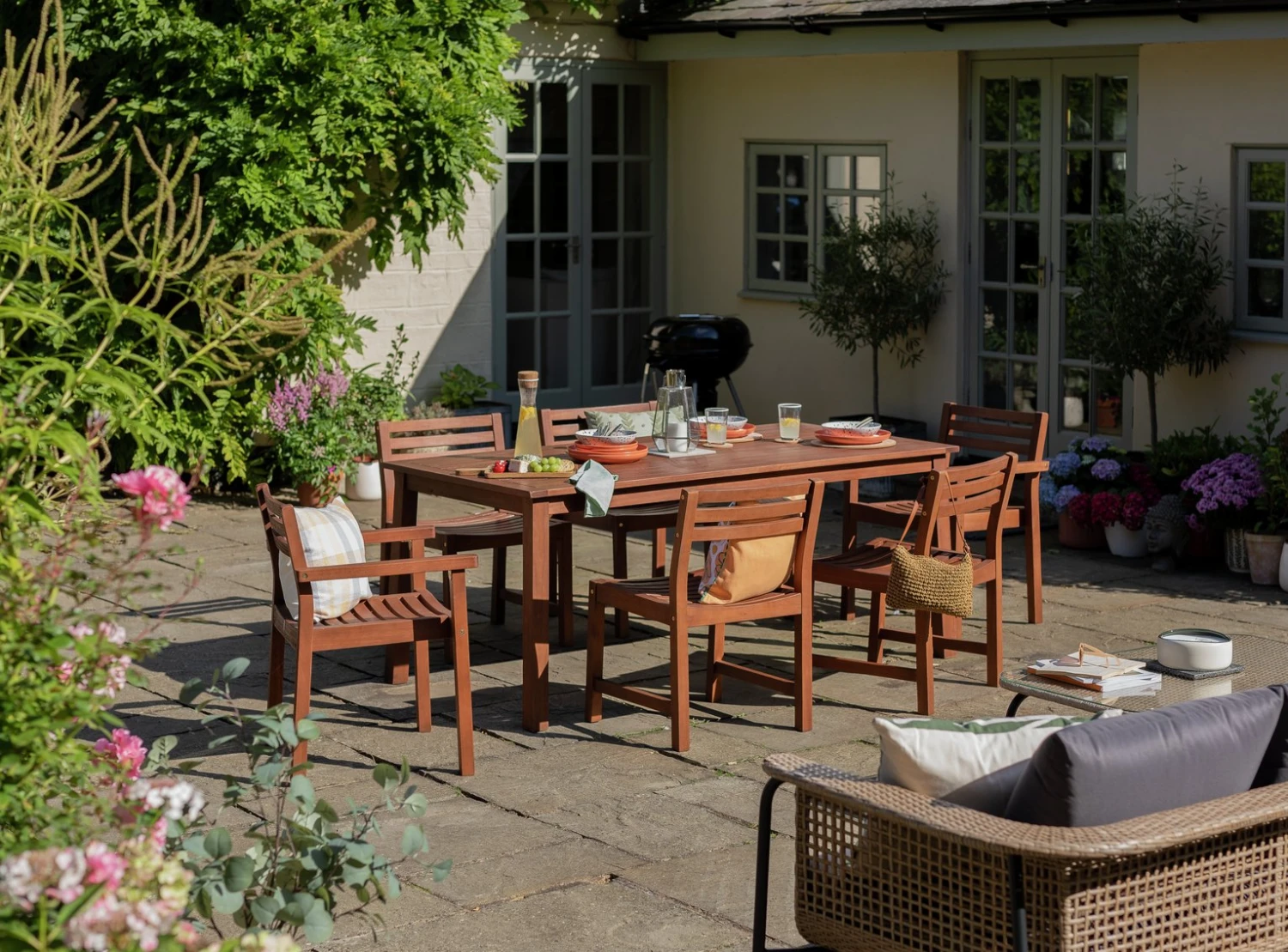 Habitat Amalfi 6 Seater Wooden Patio Set - Brown Habitat Amalfi 6 Seater Wooden Patio Set - Brown -Habitat Furni Sales 1993501 R Z001C