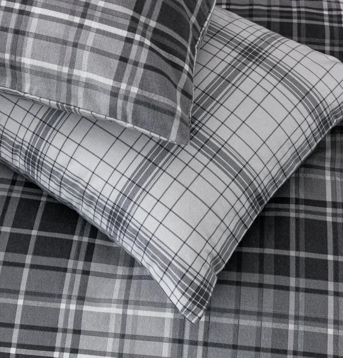 Habitat Grey Brushed Check Bedding Set - Single Habitat Grey Brushed Check Bedding Set - Single -Habitat Furni Sales 2019350 R Z002C