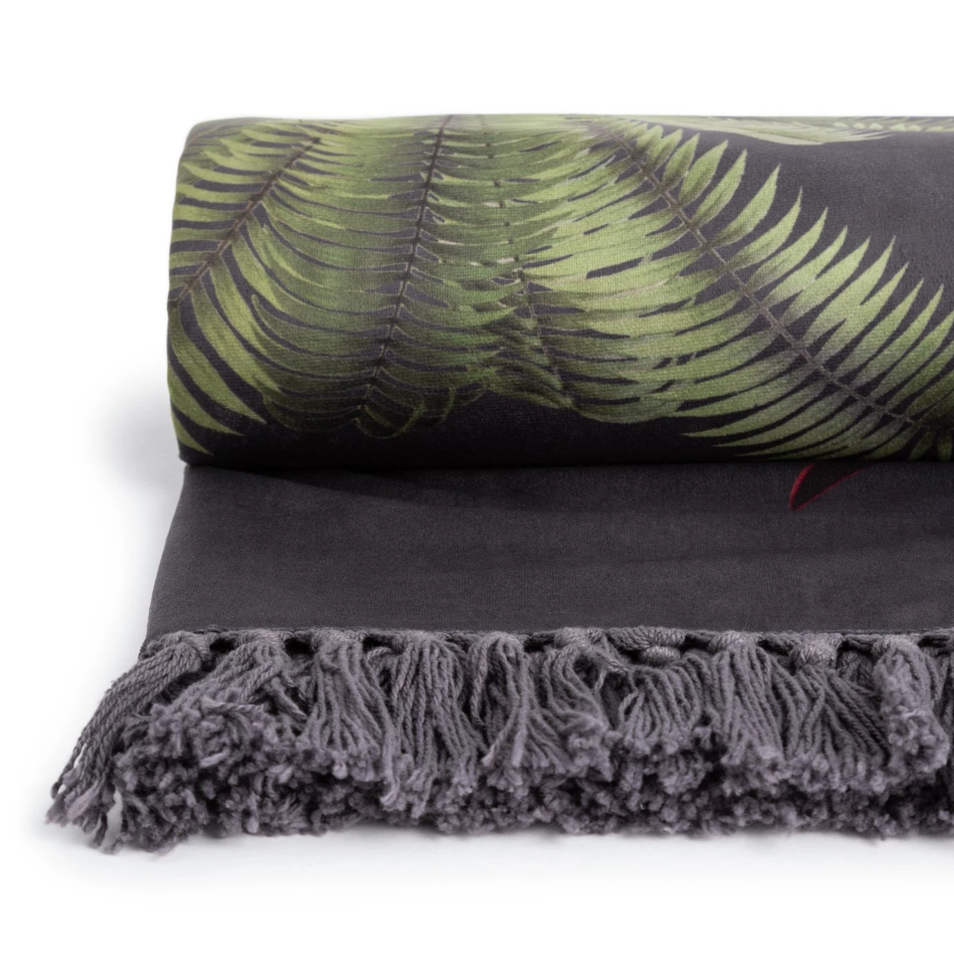 Habitat Graphic Palm Printed Throw - Black - 125X150cm Habitat Graphic Palm Printed Throw - Black - 125X150cm -Habitat Furni Sales 2067869 R Z002A