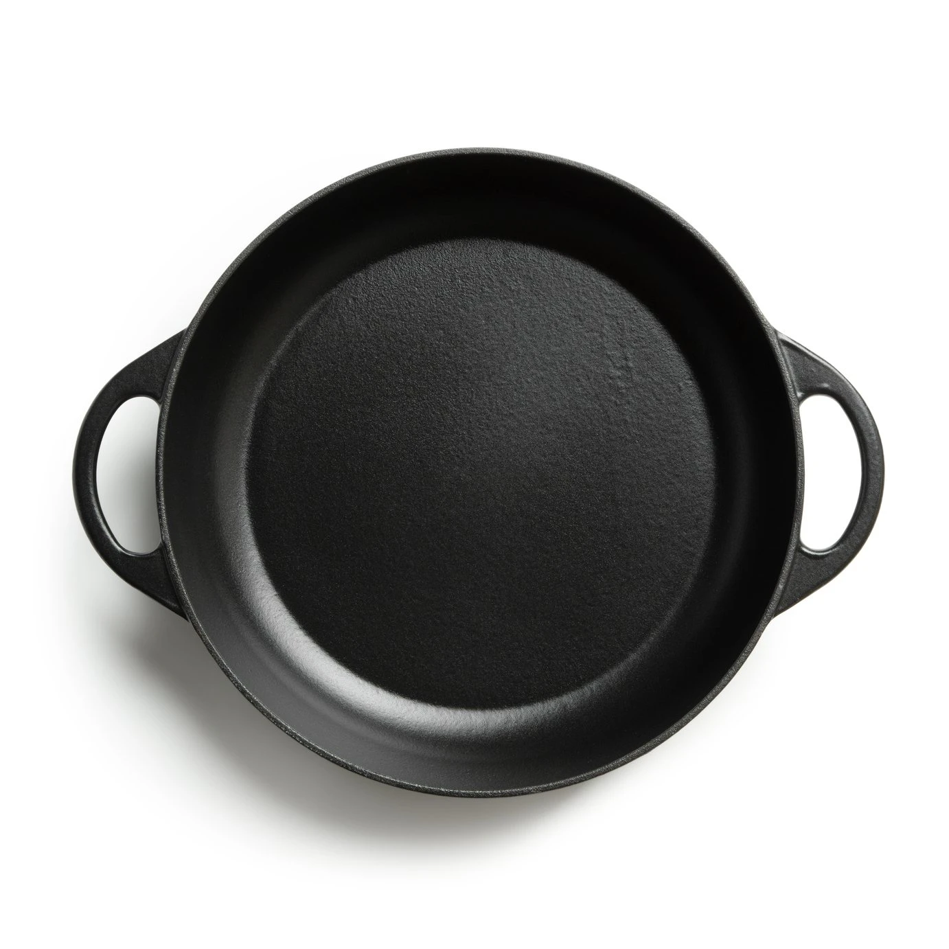 Habitat 4 Litre Shallow Cast Iron Casserole Dish - Black Habitat 4 Litre Shallow Cast Iron Casserole Dish - Black -Habitat Furni Sales 3065482 R Z002A