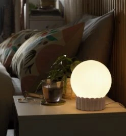 Habitat Ribbed Globe Table Lamp - White & Natural 6 Habitat Ribbed Globe Table Lamp - White & Natural -Habitat Furni Sales 4588982 R Z002C