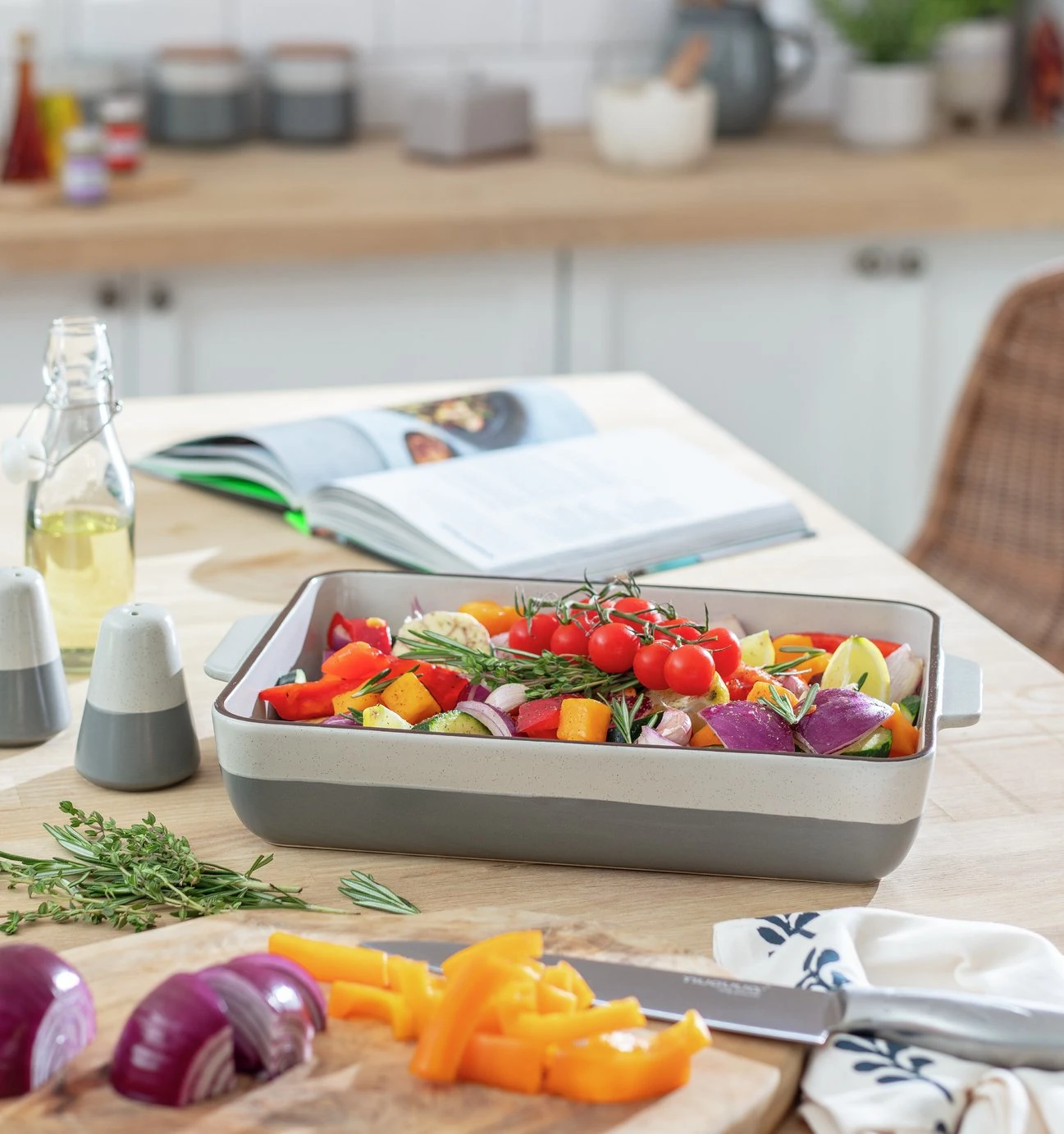 Habitat Speckle 36cm Large Ceramic Roasting Tin Habitat Speckle 36cm Large Ceramic Roasting Tin -Habitat Furni Sales 4746690 R Z001C