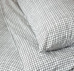 Habitat Cotton Willow Black & White Bedding Set - Double -Habitat Furni Sales 8778066 R Z003A