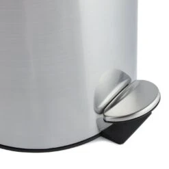 Habitat 30 Litre Domed Pedal Bin - Silver 3 Habitat 30 Litre Domed Pedal Bin - Silver -Habitat Furni Sales 9210987 R Z003A