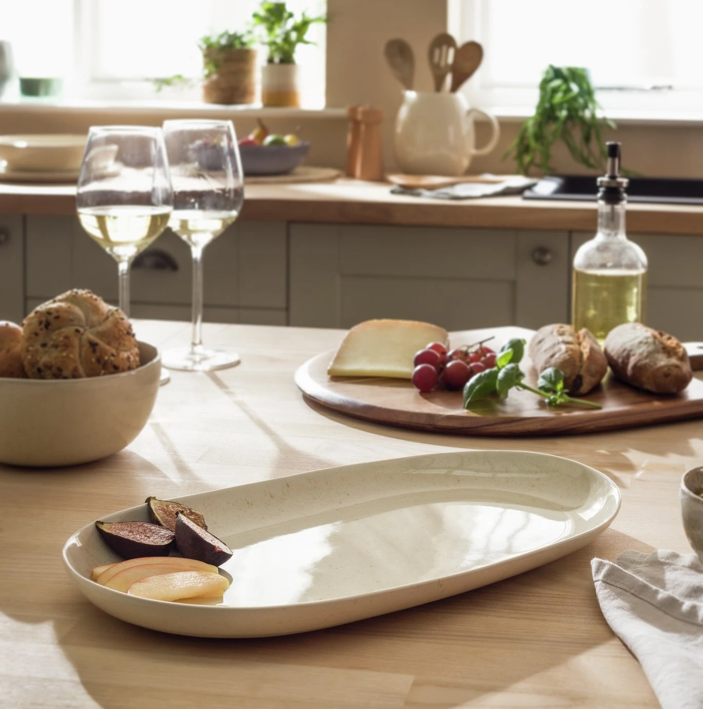 Habitat Evora Stoneware Serving Platter - Natural Habitat Evora Stoneware Serving Platter - Natural -Habitat Furni Sales 9438161 R Z001C