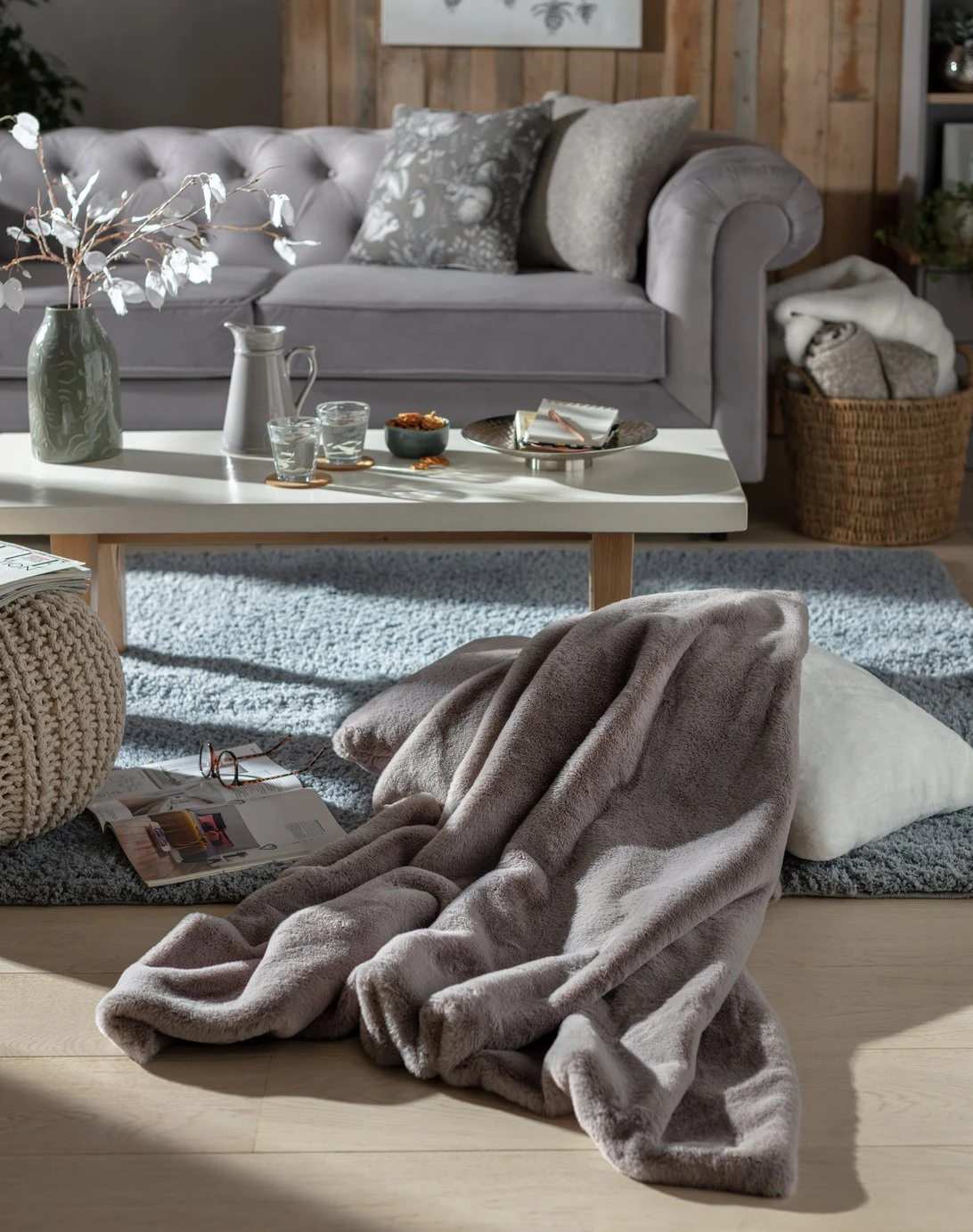 Habitat Faux Fur Plain Throw - Grey - 125x150cm Habitat Faux Fur Plain Throw - Grey - 125x150cm -Habitat Furni Sales 9454365 R Z001C