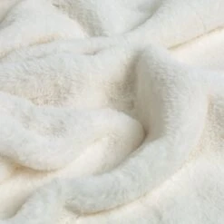 Habitat Faux Fur Plain Throw - Cream - 125x150cm 2 Habitat Faux Fur Plain Throw - Cream - 125x150cm -Habitat Furni Sales 9520268 R Z002A