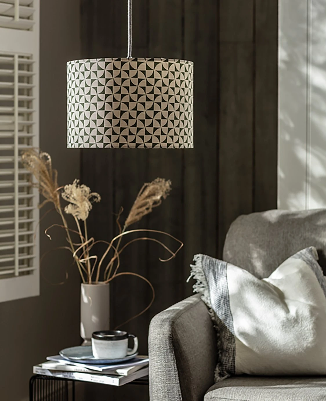 Habitat Cabin Retreat 30cm Block Shade - Green and White Habitat Cabin Retreat 30cm Block Shade - Green And White -Habitat Furni Sales 9523928 R Z003C