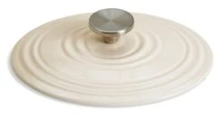 Habitat 2.4 Litre Oval Iron Casserole Dish - Cream -Habitat Furni Sales 9529393 R Z003A