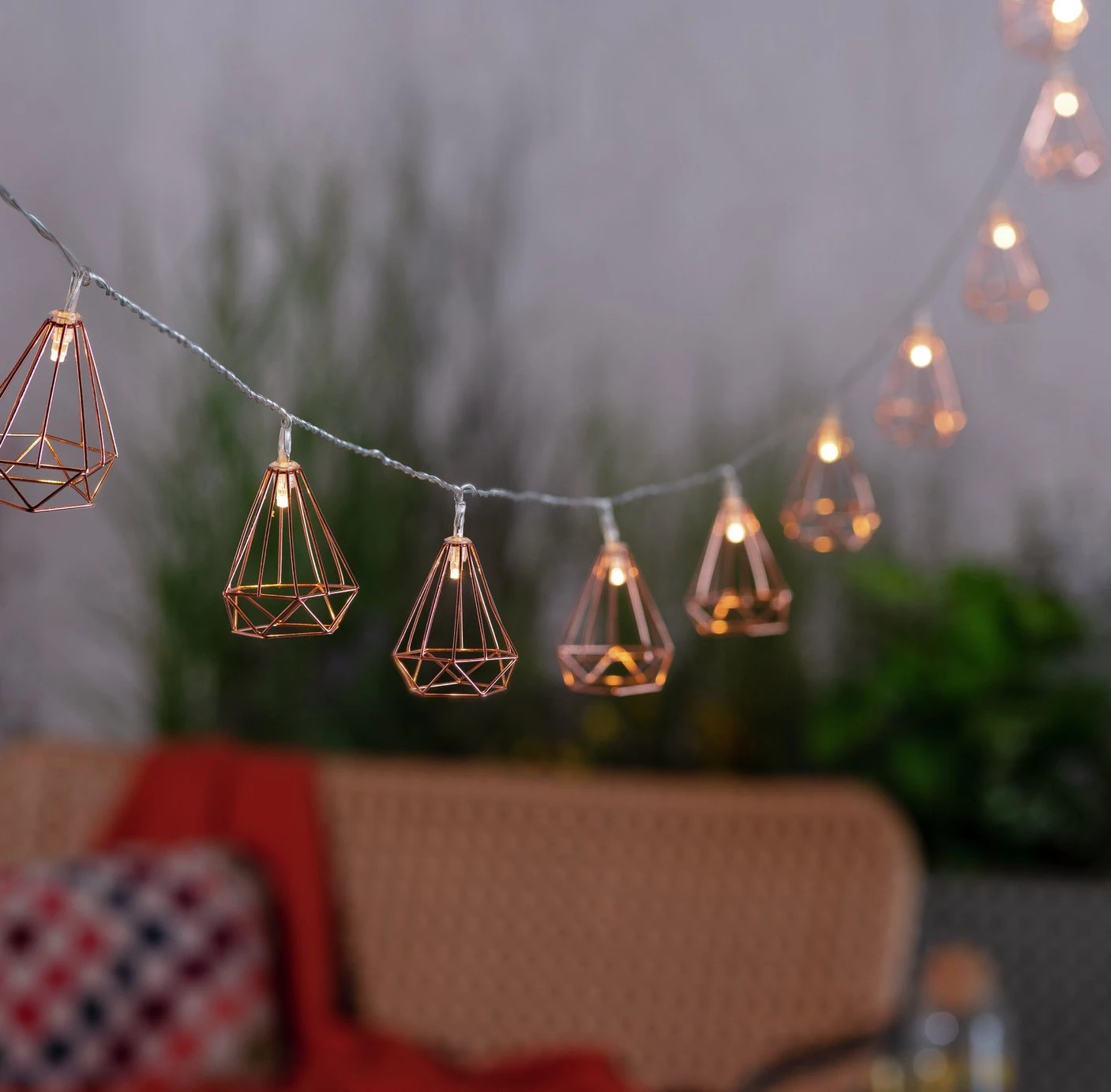 Habitat Warm White Geo Pendant Solar LED String Lights Habitat Warm White Geo Pendant Solar LED String Lights -Habitat Furni Sales 9559521 R Z002C
