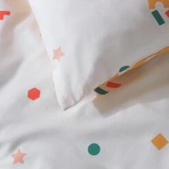 Habitat Kids Cotton Geo Pattern Play Bedding Set - Toddler -Habitat Furni Sales 9586295 R Z003A