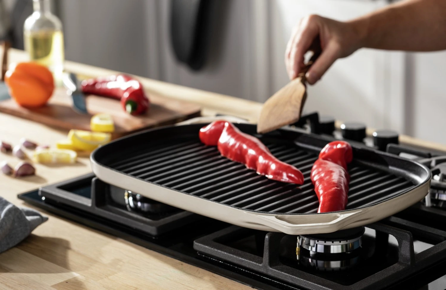 Habitat Large Cast Iron Grill Pan - Cream Habitat Large Cast Iron Grill Pan - Cream -Habitat Furni Sales 9596120 R Z001C