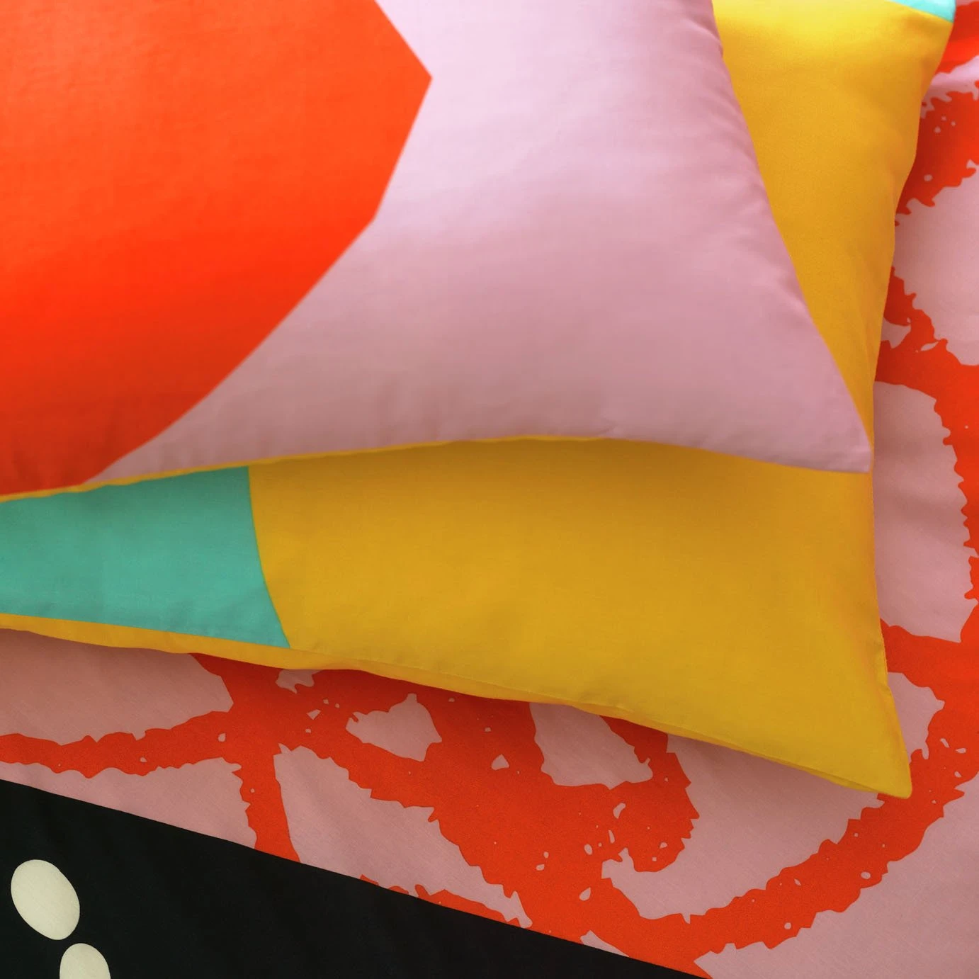 Habitat Panel Print Multicolour Bedding Set - Single Habitat Panel Print Multicolour Bedding Set - Single -Habitat Furni Sales 9613656 R Z003A