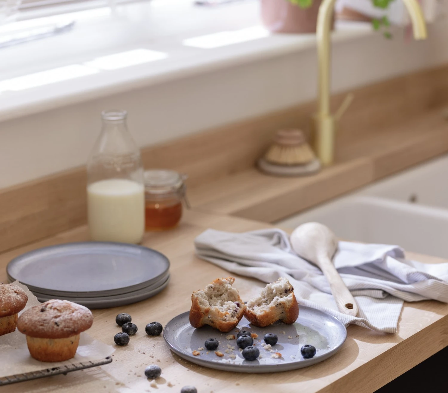 Habitat Evora 4 Piece Stoneware Side Plates - Blue Habitat Evora 4 Piece Stoneware Side Plates - Blue -Habitat Furni Sales 9631102 R Z001C